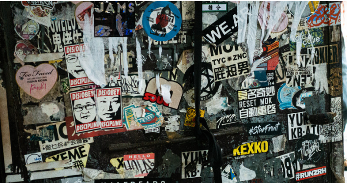 オリジナルシールやステッカーは簡単に作れる?!話題の作り方をご紹介